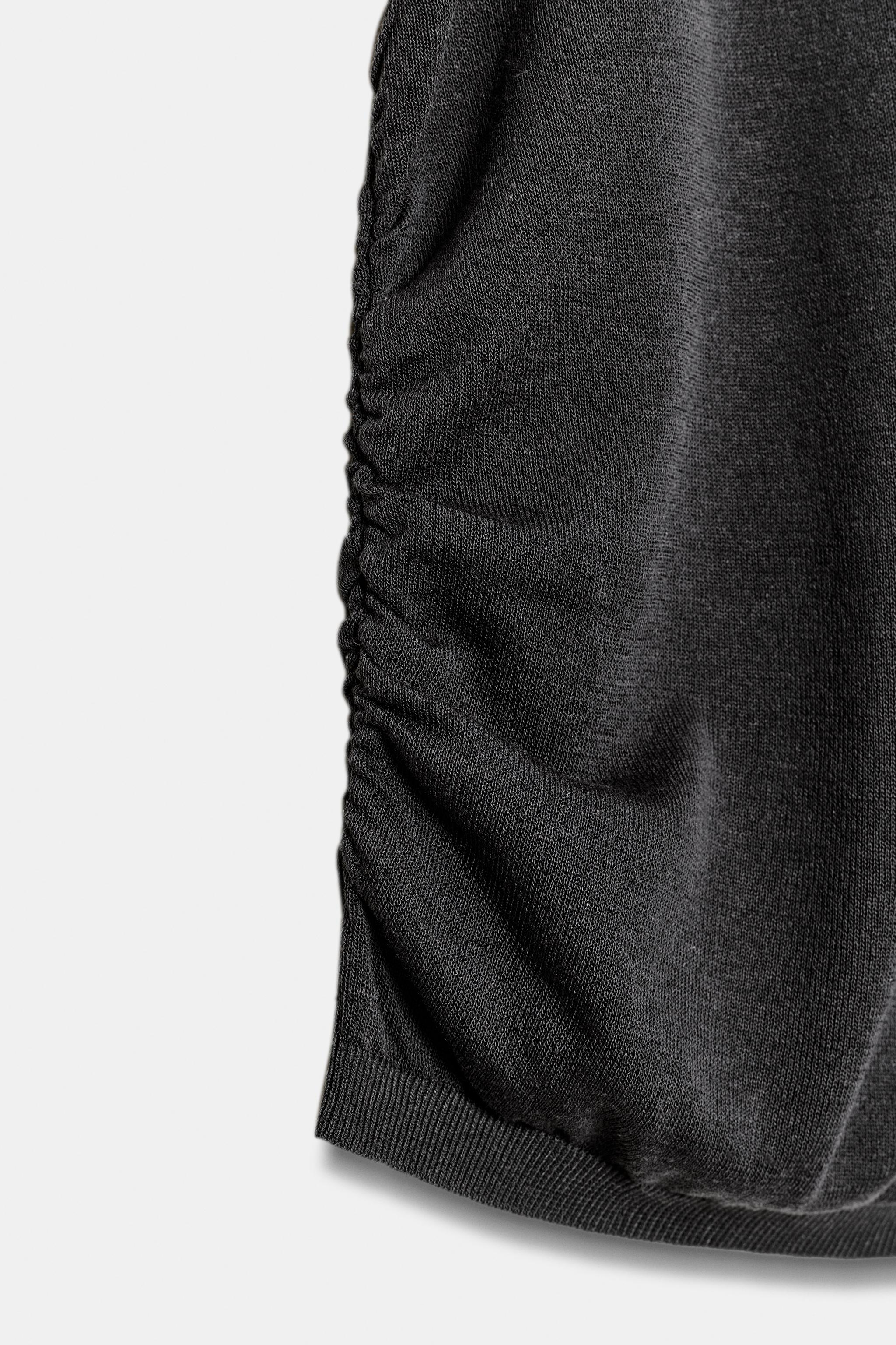 DRAPED KNIT TOP